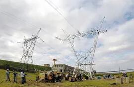 Una nueva línea de transmisión de 500 kV proyecta la ANDE, la de Yguazú- Valenzuela, que estaría lista para el 2024 o finales del 2023. Foto de archivo