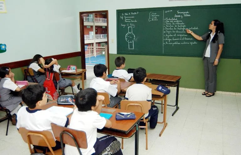 Instituciones privadas de enseñanza incrementan sus cuotas para este 2024 en base al índice de inflación.
