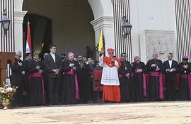 El cardenal Adalberto Martínez dio su mensaje ante obispos, autoridades y la feligresía católica. Indicó que su servicio estará enfocado en la unidad para el logro de la paz social.