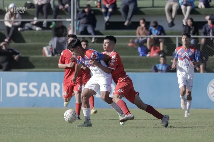 Cerro Porteño derrotó 3-0 a General Caballero en Parque Guasu