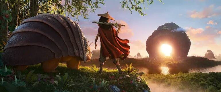 "Raya y el último dragón" estará disponible en cines y vía Disney+ (con un costo adicional sobre la subscripción) desde el viernes.
