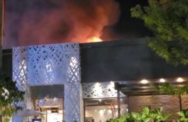 Incendio en el restaurante Acuarela de Asunción
