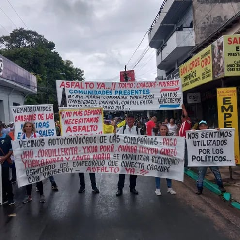 Pobladores de Caacupé exigen al MOPC la inclusión de un asfalto