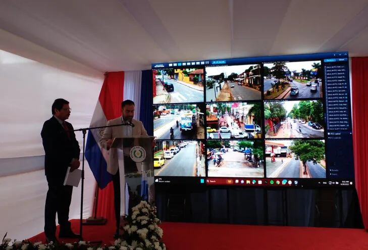 El intendente de San Lorenzo, Felipe Salomón, dijo que el nuevo sistema de vigilancia ayudará a aumentar la seguridad en la ciudad.