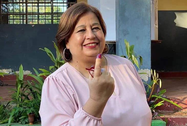 La senadora Esperanza Martínez, la única legisladora del Frente Guasu en el Congreso Nacional.