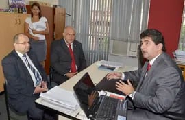 El exgobernador Óscar Venancio Núñez en su audiencia ante el entonces fiscal Martín Cabrera.
