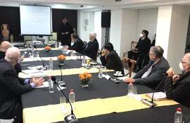 El consejero de Itaipú, Gerardo Blanco, hizo una presentación ante el Grupo de Análisis y Seguimiento (GAS) para la revisión del Anexo C.