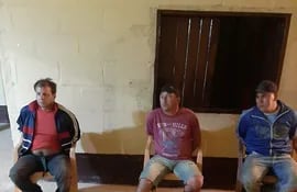 Los detenidos por el robo de un toro de raza brangus en la zona del distrito de 3 de Mayo