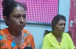Lucía Romero y Vidalina Cáceres del comité Niño Salvador, expulsadas por pedir rendición de cuentas