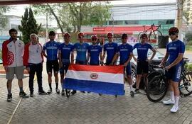 La delegación nacional de ciclistas, lista para el desafío Panamericano en Brasil.