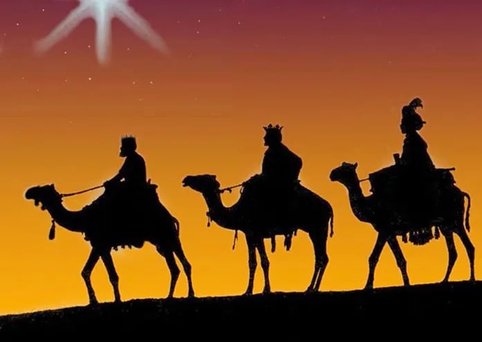 Cada 6 de enero los Reyes Magos visitan con obsequios a los niños.