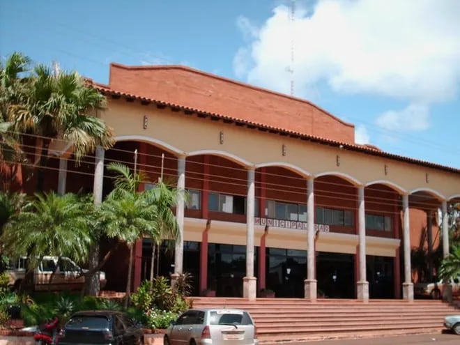 La Municipalidad de Hernandarias recurre a préstamo para pago de aguinaldo de funcionarios.