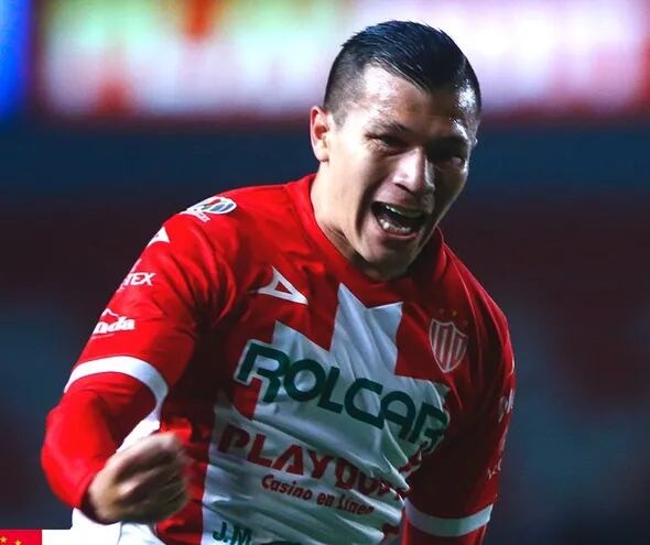 Braian Samudio festeja su gol, que sirvió para la victoria de Necaxa ante Pumas.