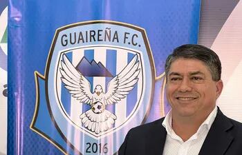 Roberto Ismael Torres Báez (50 años) asumió ayer como el nuevo entrenador de Guaireña.