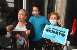 Familiares del pequeño Renato, quien falleció el 20 de agosto del 2019 en el Sanatorio Migone y sus familiares denuncian que fue a causa de una negligencia médica.