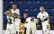 Los jugadores de Olimpia celebra un gol en el partido frente a Sportivo Luqueño por la fecha 19 del torneo Apertura 2024 del fútbol paraguayo en el estadio Defensores del Chaco, en Asunción.