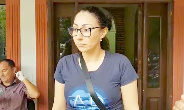 La exsubjefa de la oficina de Homicidios de la Policía en CDE, la oficial Karina Caballero Giménez fue citada varias veces por la víctima en su denuncia.