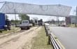 Hoy, de 06:00 a 17:00, cerrarán de nuevo la Autopista Ñu Guasu para seguir con las obras de la criticada y encarecida pasarela peatonal “ñandutí”.