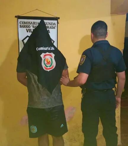 Momento de la detención del suboficial segundo José Luis Cristaldo (29).