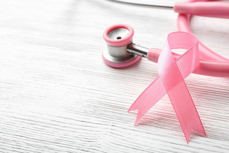 En nuestro país el mes de octubre se conoce como el mes rosa conmemorando la lucha contra el cáncer de mamas.
