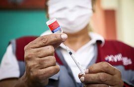 La vacuna contra la influenza es la más aplicada actualmente en todo el país.