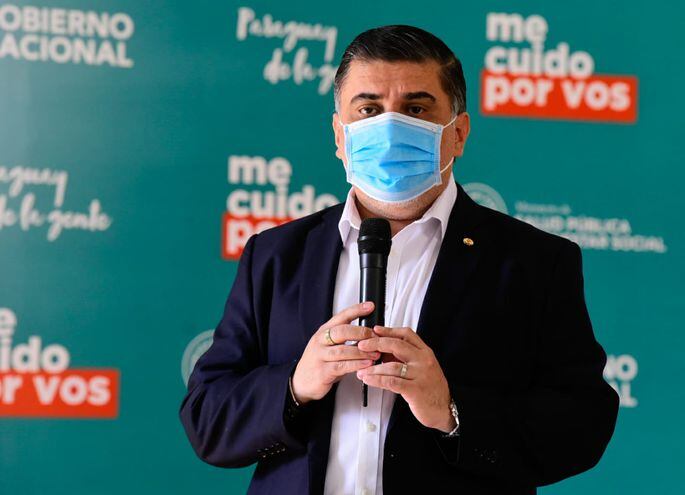 Dr. Julio Borba, ministro de Salud Pública.