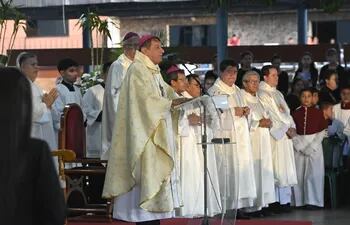 Monseñor Valenzuela preside la misa central de Caacupé hoy.