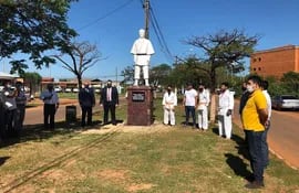La escultura en homenaje al fundador de Judo, Jigoro Kano se realizó esta mañana en Concepción