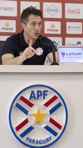 Guillermo Barros Schelotto (49 años), seleccionador albirrojo.