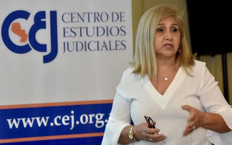 María Victoria Rivas, del Centro de Estudios Judciales del Paraguay