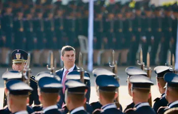 Acto oficial de toma de mando del comandante interino de la Policía Nacional, comisario Carlos Benítez.