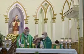 El obispo de la Diócesis de San Lorenzo, monseñor Joaquín Robledo, quien tendrá a su cargo la celebración de la misa central.
