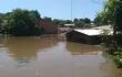 El desborde del arroyo Acaraymi inundó decenas de casas en el barrio San Rafael de Ciudad del Este.