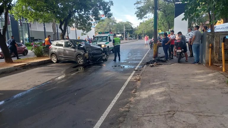 Una joven de 19 años perdió la vida esta mañana tras un accidente de tránsito en Asunción.