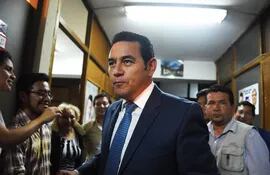 jimmy-morales-es-el-mejor-encaminado-a-ganar-la-presidencia-de-guatemala-que-dejo-otto-molinas-acusado-de-corrupcion--200017000000-1373892.jpg
