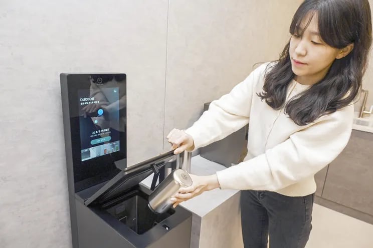 Un lavavajillas diseñado para vasos y tazas, con el que la compañía surcoreana busca fomentar la reutilización de estos recipientes en lugar de depender de versiones desechables.