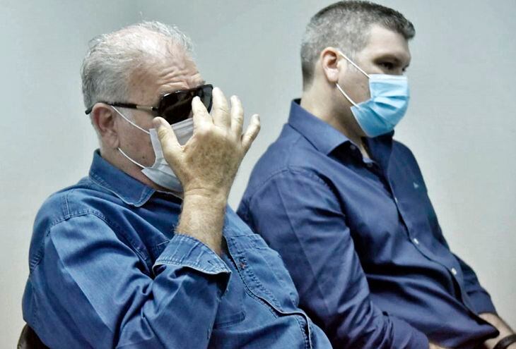 Ramón González Daher (i) y su hijo Fernando González Karjallo, recientemente condenados, piden un nuevo juicio oral.