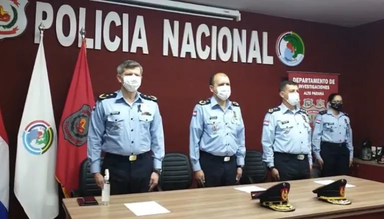 Las nuevas autoridades policiales del Alto Paraná tomaron posesión del cargo este miércoles.