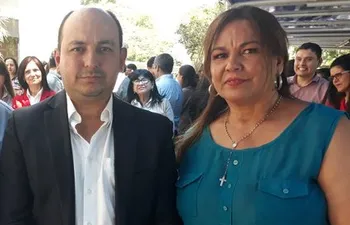 Ernesto Benítez, titular de la INC y Emilce Antonia Montiel de Paredes, sindicalista y dirigente colorada.