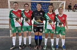 Cinco titular de Coronel Martínez, que se impuso a San Juan Nepomuceno, en partido por el Grupo 3 de las eliminatorias del X Campeonato Nacional Femenino de Fútbol de Salón. Las finales serán en Hernandarias, desde el 22 de este mes.