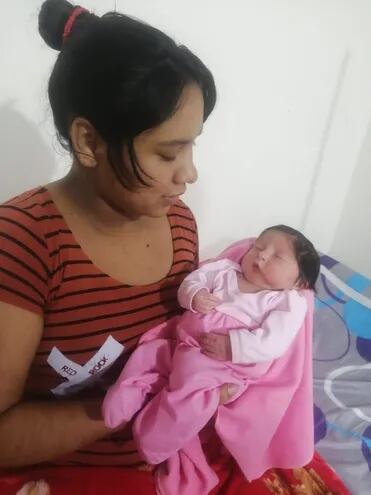 La recién nacida Daenerys Alejandra Alcaraz Báez fue la primer bebé de la Navidad 2023.