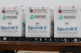 Llegada de lote de 20.000 dosis de Sputnik V.