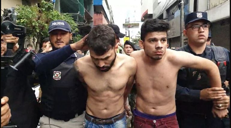 Elvis Almeida de Oliveira y Carlos Daniel Lopes son miembros de la fracción PCC, según la Policía.