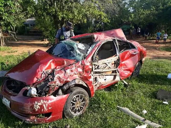 Joven fallece en vuelco de vehículo en el ramal Paraguarí-Villarrica