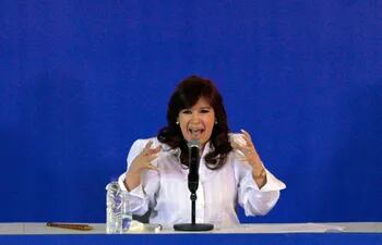 La exmandataria y actual vicepresidente de Argentina, Cristina Fernández de Kirchner, reapareció la semana pasada en un acto organizado por el gremio de metalúrgicos argentinos.  (AFP)