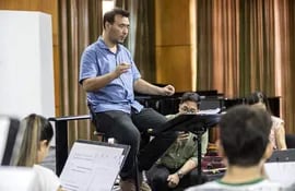 José Ariel Ramírez dirigirá este miércoles a la Orquesta Sinfónica del Congreso Nacional y también estrenará una obra propia.