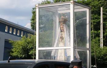 Caacupé: la imagen de la Virgen de Itatí visitó la basílica
