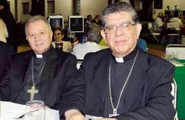 el-nuncio-apostolico-eliseo-antonio-ariotti-izq-junto-al-arzobispo-de-asuncion-monsenor-pastor-cuquejo--225511000000-1103226.jpg