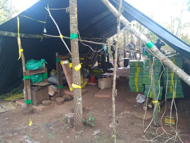 Uno de los campamentos intervenidos tras el primer enfrentamiento registrado en abril pasado, en zona de cultivos de marihuana en Puentesiño.