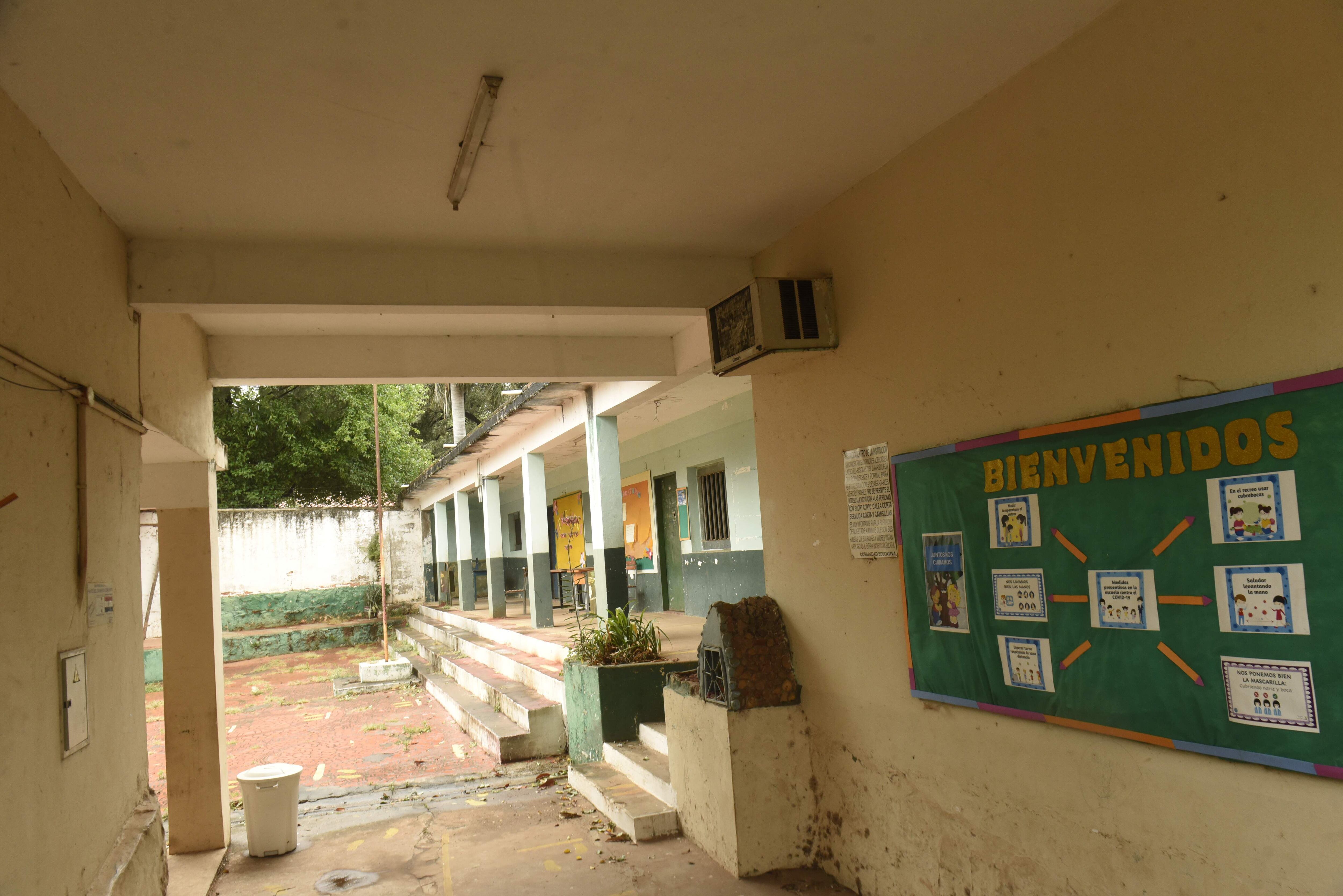 La Municipalidad de Lambaré promete readecuar las zonas deterioradas de la Escuela 7036.